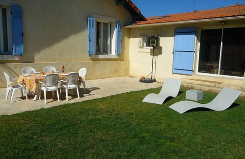 Salon-de-Provence House | HOUSE IN PROVENCE .