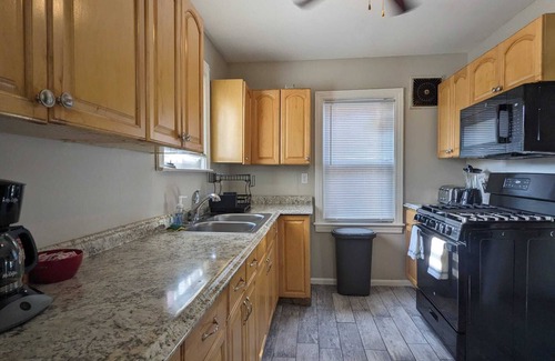 Detroit Ski Chalet | House in the Heart of Bagley
