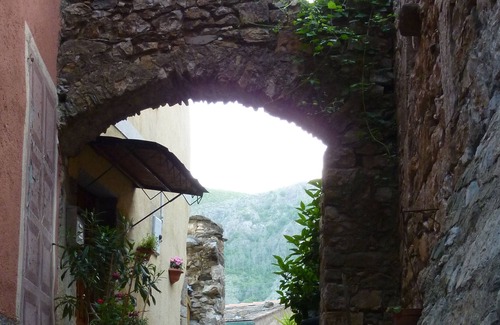 Lavaggiorosso House | House in the mountain village with fantastic terrace; 10 min. From Levanto beach
