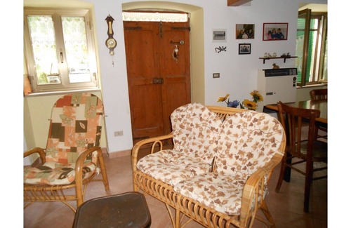 Fiuminata House | HOUSE IN THE UMBRIAN-MARCHIGIANO APENNINES