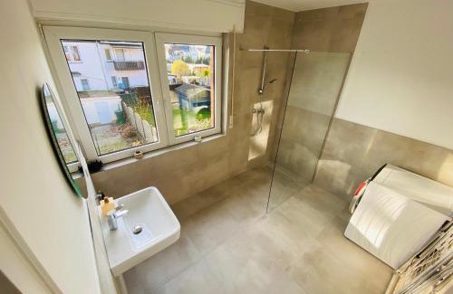 Lippstadt House | House l 10 Beds l 5 Bedrooms l 4 Bathrooms l WI-FI