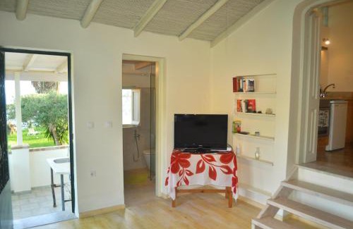 Pelekas Apartment | House Lemoni, Apartment A with Terrace and balcony - Pelekas, Corfu