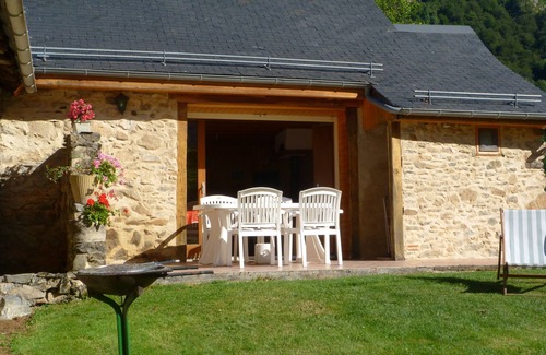 Laruns Cottage | House located in Laruns in the small hamlet of Goust
