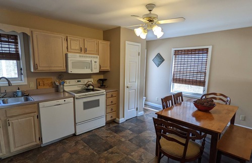 New Milford House | House located near Candlewood Lake
