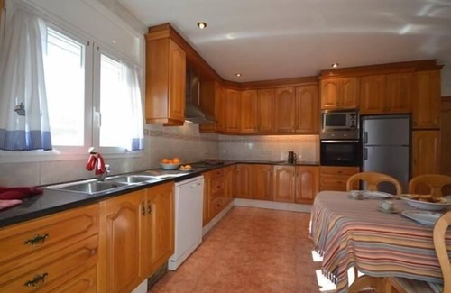 Sant Pere Pescador Ski Chalet | House Mario - pool, garden, grill, WI-FI, spacious.