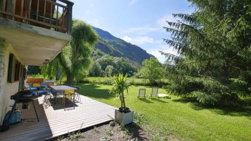 Le Bourg-d'Oisans Ski Chalet | House N Alpes