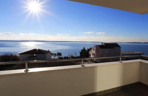 Rtina House | House Natali 70m from the beach - free EV top up