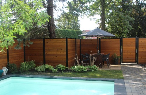 Longueuil House | House near Montreal with swimming pool