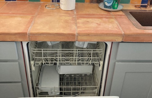 Travis Heights House | House near SOCO, ACL,SXSW,downtown,WiFi, AC, kitchen,washer,dryer, river,views.