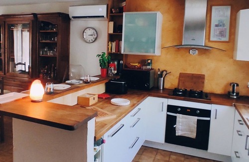 Puyricard House | House near village with garden, swimming pool, air conditioning