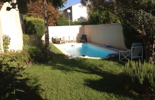 Puyricard House | House near village with garden, swimming pool, air conditioning