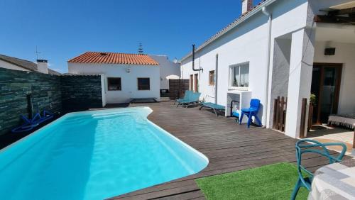 Charneca de Caparica e Sobreda House | House of Arts