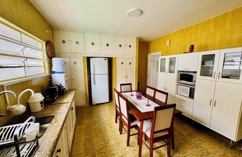 Aguas de Sao Pedro House | House of Flowers - Waters of Saint Peter