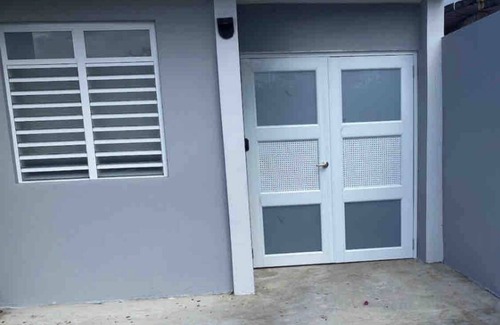 Sabana Abajo House | House of Galaxy with hot tub and super close to the airport