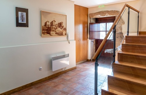 Santa Comba Cottage | House of luxury country. Pool and gardens for your comfort and leisure