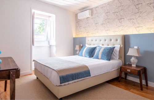 Bucelas House | House of Our Lady of Patience, Country House