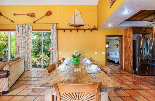Keaau House | House of Paddles, POOL, Ocean close in Keaau, Hawaii, near Hilo