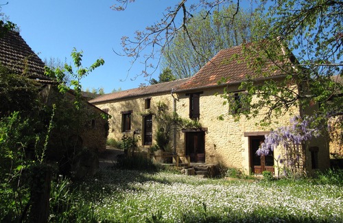 Siorac-en-Perigord House | House of Perigourdine character in 7 hectare area overlooking the DORDOGNE valley