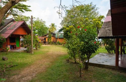 Baan Tai Cabin | House of Sanskara