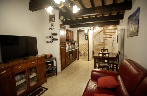 Narni Scalo House | House of the Olive Grove (Narni Sotterranea with free parking)