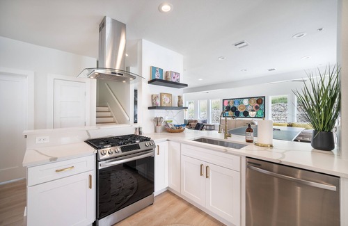 Austin House | House of Views l Pool & Spa l Billiards