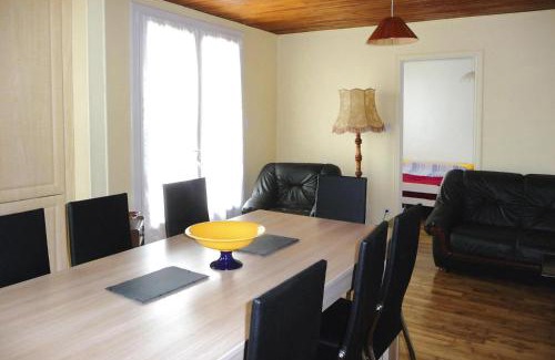 Saint-Gildas-de-Rhuys House | House on Rhuys Peninsula near Sandy Beach