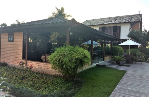 Bracui House | House on the Bracuhy channel in a condominium with total security