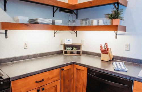 Hill City Apartment | House on the Hill – Your Perfect Getaway in Hill City, South Dakota