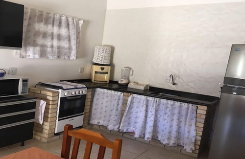 Lagoa da Conceicao House | House on the lagoon with 2 bedrooms, 2 bathrooms, internet, 300m from the beach.