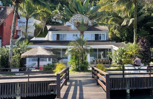 Ilha Do Jorge House | House on the Sea, with Deck, 5 Suites, Angra dos Reis, RJ