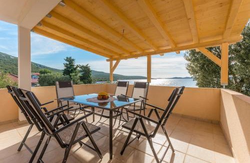Dobropoljana House | House Quercus