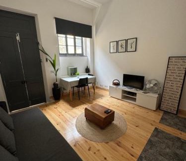 Cacilhas Apartment | House Rio Almada