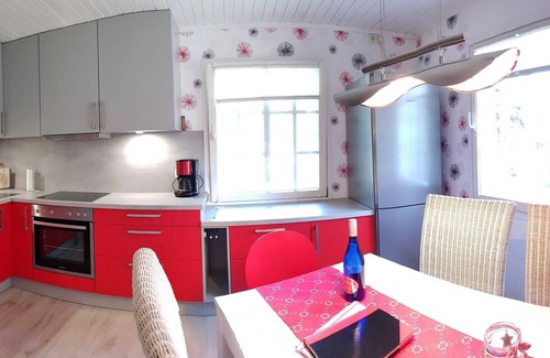 Rothenkirchen House | House Rose Red - House