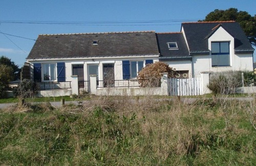 Penvins House | House sea view, feet in the water and the beach