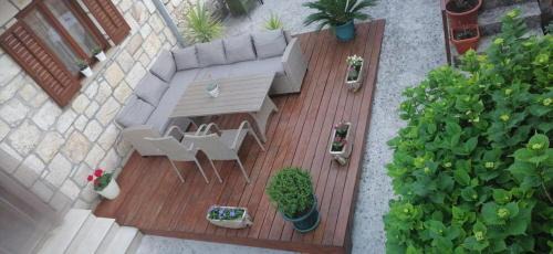 Dol House | House Toncica