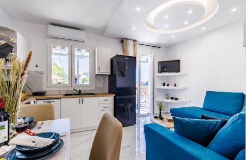 Skopelos Apartment | House Victoria