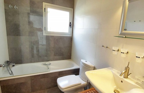 Cervia de Ter House | House Villa Agnes Cervia