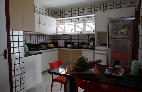Pouso Alegre Buraquinho House | House Villas Atlantic on the beach, 5/4 and 2 suites!