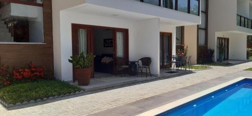 Arraial d'Ajuda House | House w/pool 180m from Beach in Arraial PBR0003