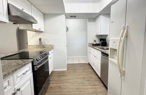 Mill Run House | House w Pool, Close to the Parks