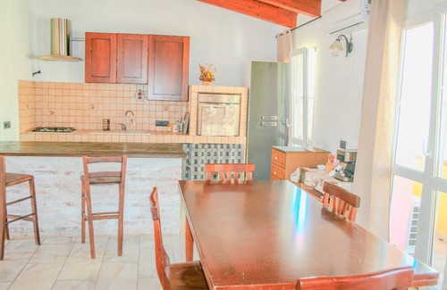 Iglesias Historic Centre Apartment | House Walls - Iglesias