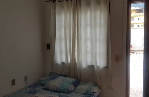 Verolme House | house with 2 rooms, bathroom, service area and garage