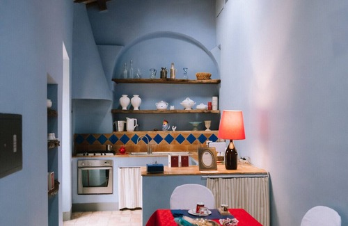 Fermo Apartment | House with a garden, downtown, 7 km from the beaches.