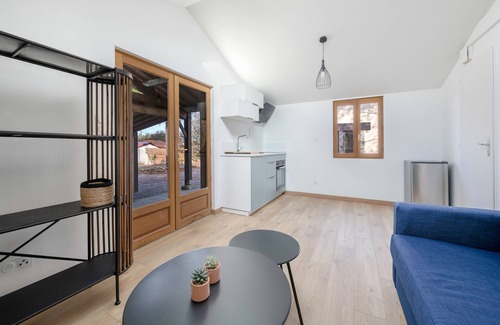La Plaine-sur-Mer House | House with an extension for 11 at 800m from the sea