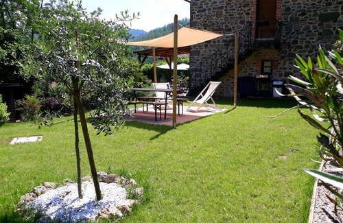 Bagni di Lucca House | House with Garden and Pool, within walking distance to Town