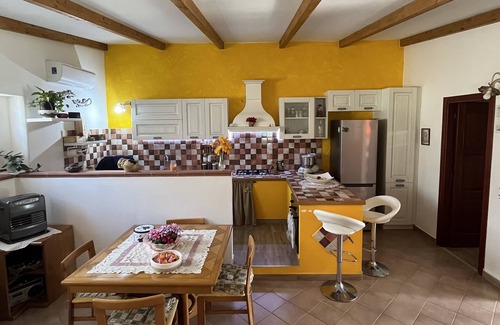 Dorgali House | House with garden and barbecue
