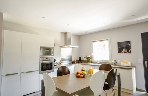 Luzech House | House with garden and pool in a quiet, Midi-Pyrenees, Lot, France
