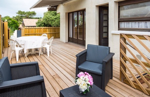 Hourtin-Plage House | House with garden