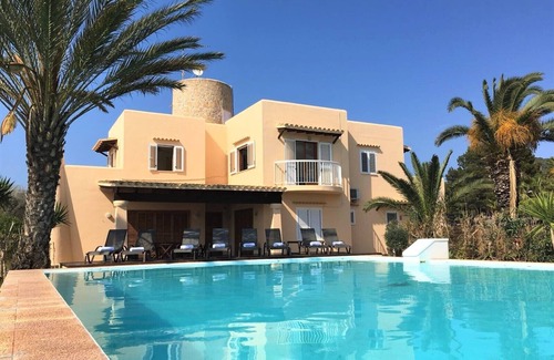 Sant Josep de sa Talaia Villa | HOUSE WITH POOL 2KM FROM IBIZA