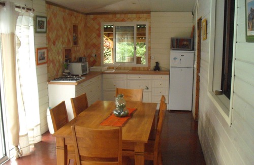 Centre Ville House | House with pool and furnished studios in the south at Tampon 400